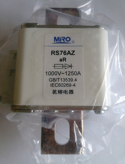 Cầu chì RS76AZ 1000V-1250A0